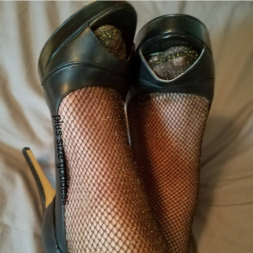 Gold Glitter Fishnet Pantyhose